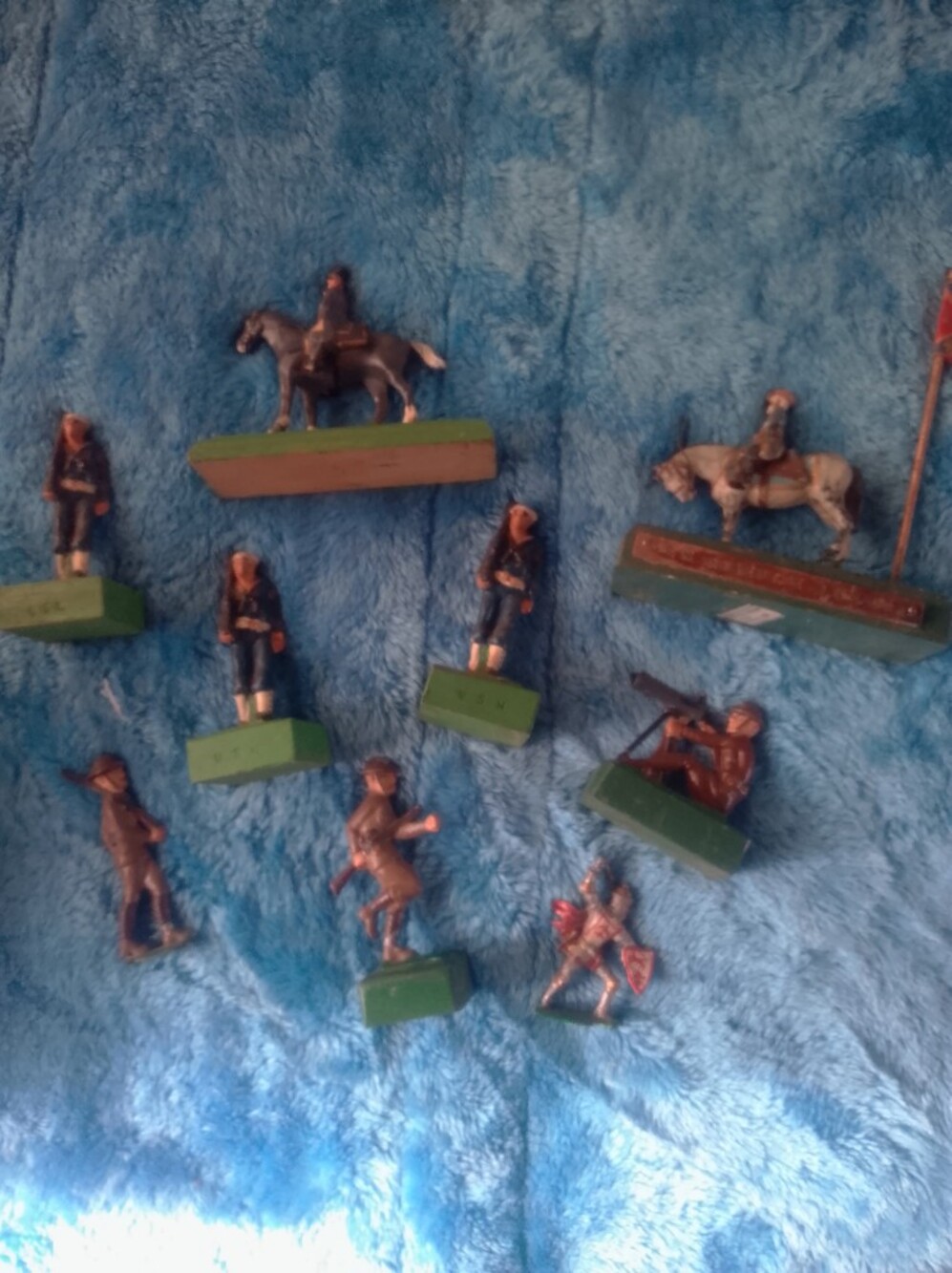 Vintage Lead  Toy Soldiers and Horses Set -Lot Of 9